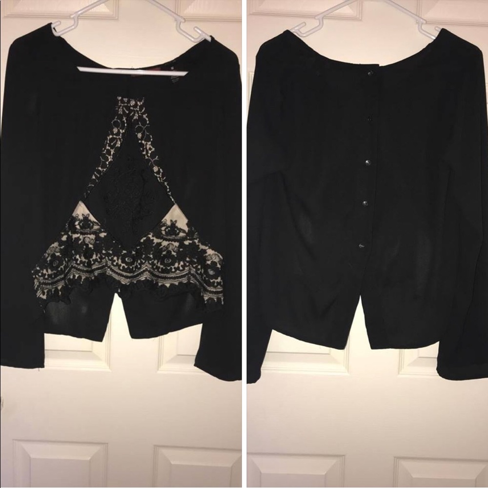Black shirt